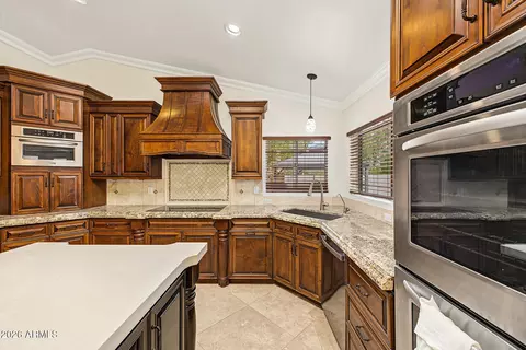Kitchen - 2465 E Drake St, Gilbert, AZ 85234 photo 5 of 5