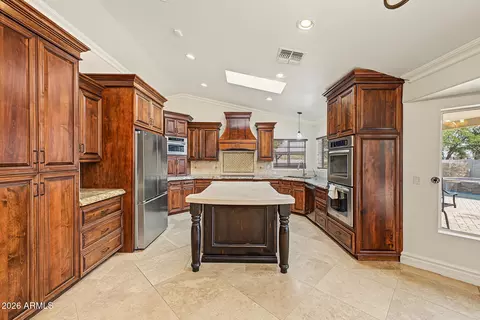 Kitchen - 2465 E Drake St, Gilbert, AZ 85234 photo 2 of 5