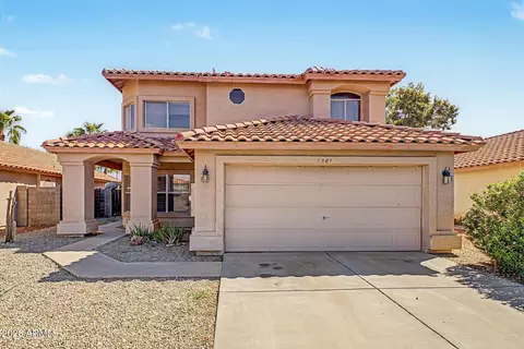 7581 W Kerry Ln, Glendale, AZ 85308
