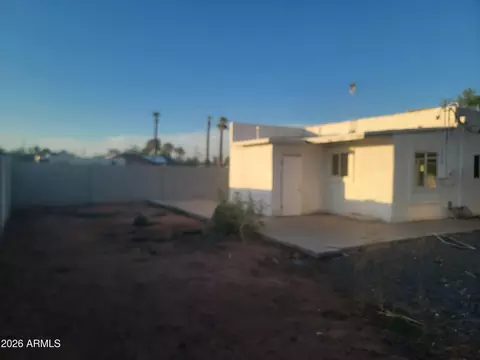 Exterior - 2102 N 26th Pl, Phoenix, AZ 85008 photo 11 of 14