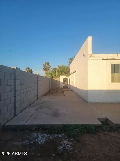 Exterior - 2102 N 26th Pl, Phoenix, AZ 85008 photo 14 of 14