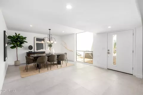 8706 E Devonshire Ave, Scottsdale, AZ 85251