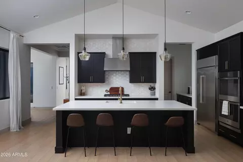 Kitchen - 718 E Summerside Rd, Phoenix, AZ 85042 photo 2 of 3