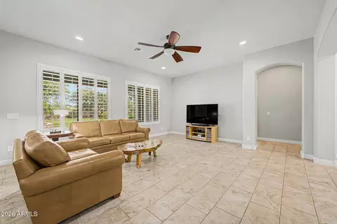 Living - 3332 E Azalea Dr, Gilbert, AZ 85298 photo 3 of 4