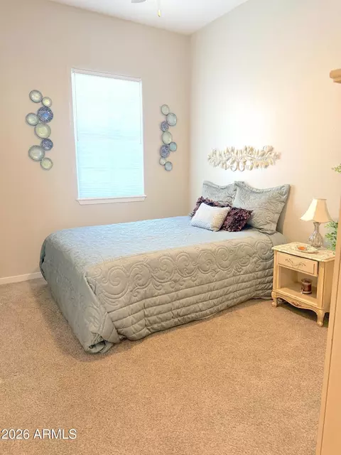 Bedroom - 10142 E Nichols Ave, Mesa, AZ 85209 photo 4 of 5