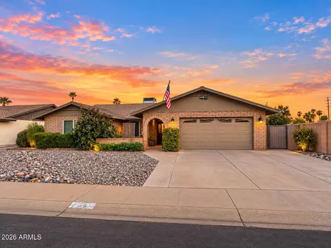 9403 N 50th Dr, Glendale, AZ 85302