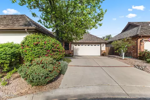 Exterior - 610 W Glenn Dr, Phoenix, AZ 85021 photo 2 of 7