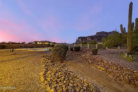 Exterior - 1111 S Deer Run Ct, Apache Junction, AZ 85119 photo 5 of 11