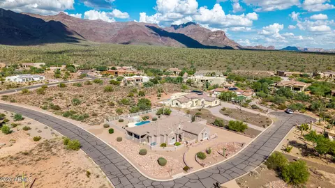 View/Area - 1111 S Deer Run Ct, Apache Junction, AZ 85119 photo 1 of 1