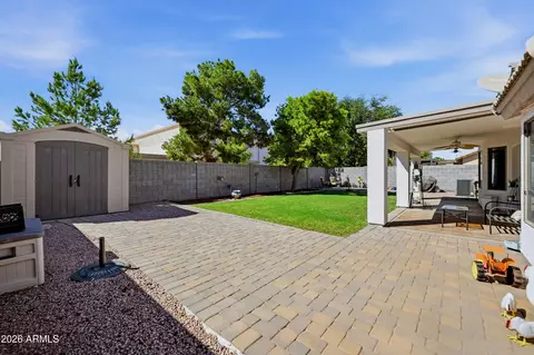 Exterior - 762 S Bahama Dr, Gilbert, AZ 85296 photo 2 of 3