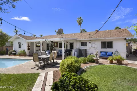 Exterior - 4329 N 35th St, Phoenix, AZ 85018 photo 5 of 11