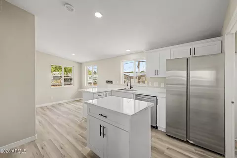 645 S Cornwall Dr, Apache Junction, AZ 85120 photo 10