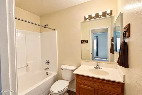 Bath - 7252 S 252nd Ln, Buckeye, AZ 85326 photo 2 of 2