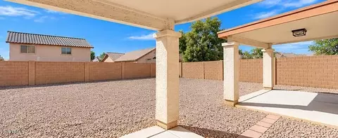 Exterior - 7252 S 252nd Ln, Buckeye, AZ 85326 photo 4 of 7