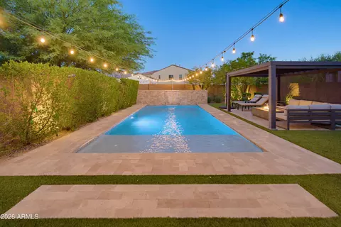 Exterior - 3211 E Bryce Ln, Phoenix, AZ 85050 photo 2 of 11