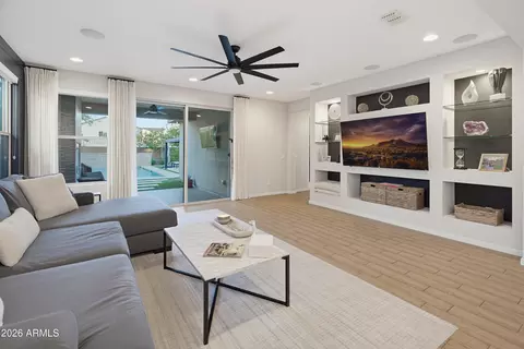 Living - 3211 E Bryce Ln, Phoenix, AZ 85050 photo 1 of 1
