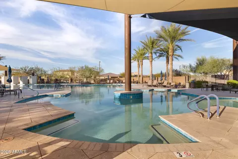 Exterior - 3211 E Bryce Ln, Phoenix, AZ 85050 photo 10 of 11