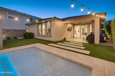 Exterior - 3211 E Bryce Ln, Phoenix, AZ 85050 photo 5 of 11