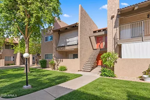 Exterior - 5525 E Thomas Rd #R9, Phoenix, AZ 85018 photo 7 of 7