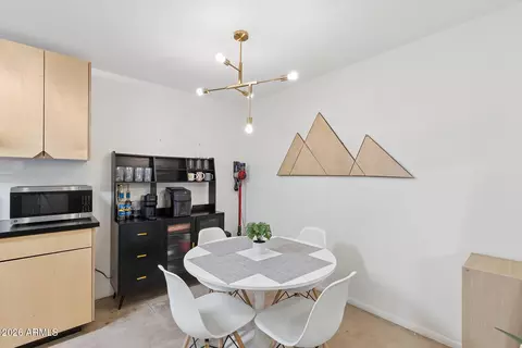 Dining - 5525 E Thomas Rd #R9, Phoenix, AZ 85018 photo 1 of 3
