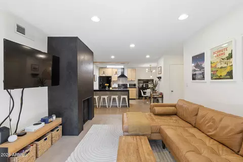 Living - 5525 E Thomas Rd #R9, Phoenix, AZ 85018 photo 4 of 4