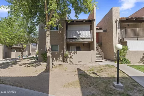 Exterior - 5525 E Thomas Rd #R9, Phoenix, AZ 85018 photo 1 of 7