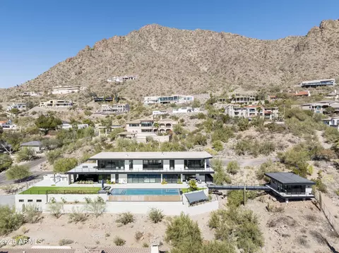 View/Area - 4725 N 56th St, Phoenix, AZ 85018 photo 1 of 1