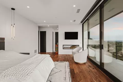 Bedroom - 4725 N 56th St, Phoenix, AZ 85018 photo 1 of 3