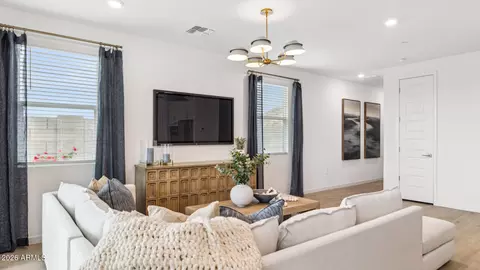 Living - 9727 S 12th St S, Phoenix, AZ 85042 photo 1 of 1