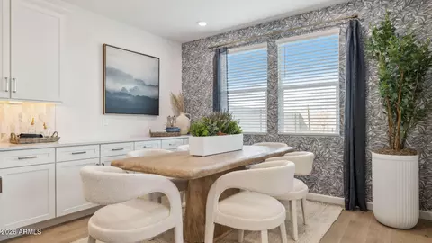 Dining - 9727 S 12th St S, Phoenix, AZ 85042 photo 1 of 1