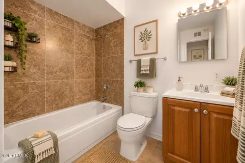Bath - 5509 W Avalon Dr, Phoenix, AZ 85031 photo 4 of 4
