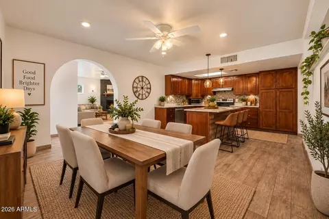 Dining - 5509 W Avalon Dr, Phoenix, AZ 85031 photo 1 of 1