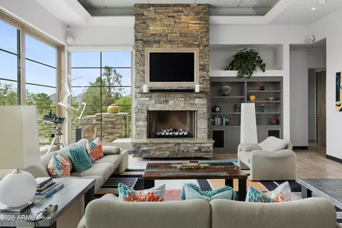 Living - 511 N Grapevine Dr, Payson, AZ 85541 photo 2 of 3