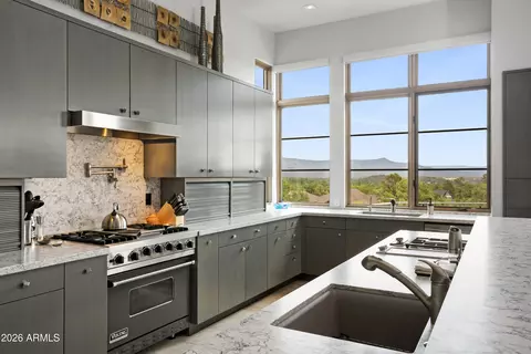 Kitchen - 511 N Grapevine Dr, Payson, AZ 85541 photo 4 of 4