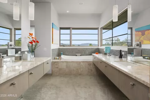 Bath - 511 N Grapevine Dr, Payson, AZ 85541 photo 1 of 5