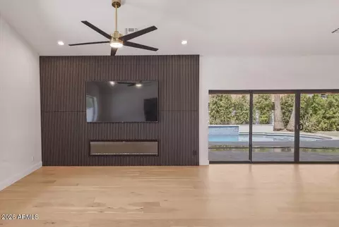 Living - 6050 E Hollyhock St, Phoenix, AZ 85018 photo 1 of 5