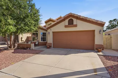 Exterior - 1513 W Shellfish Dr, Gilbert, AZ 85233 photo 5 of 7
