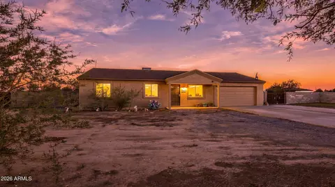 Exterior - 3527 E Batten Rd, Eloy, AZ 85131 photo 4 of 9
