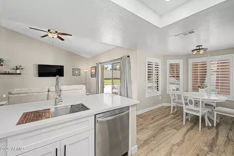 Kitchen - 801 E Braeburn Dr, Phoenix, AZ 85022 photo 1 of 4