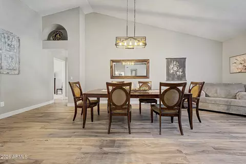 Dining - 801 E Braeburn Dr, Phoenix, AZ 85022 photo 1 of 2