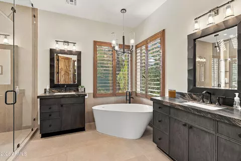 Bath - 2414 E Scarlet Bugler Cir, Payson, AZ 85541 photo 1 of 6
