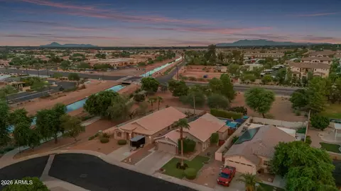 View/Area - 2736 E Terrace Ave, Gilbert, AZ 85234 photo 2 of 4