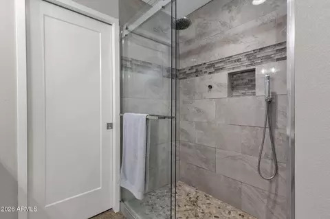 Bath - 2736 E Terrace Ave, Gilbert, AZ 85234 photo 2 of 4