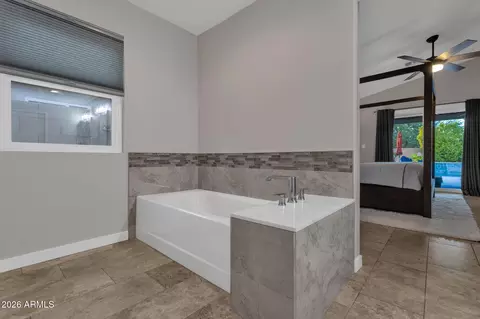 Bath - 2736 E Terrace Ave, Gilbert, AZ 85234 photo 3 of 4