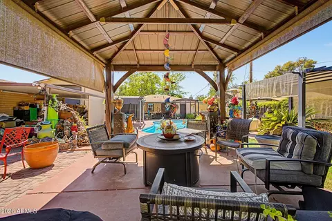 Exterior - 2216 W Augusta Ave, Phoenix, AZ 85021 photo 12 of 13