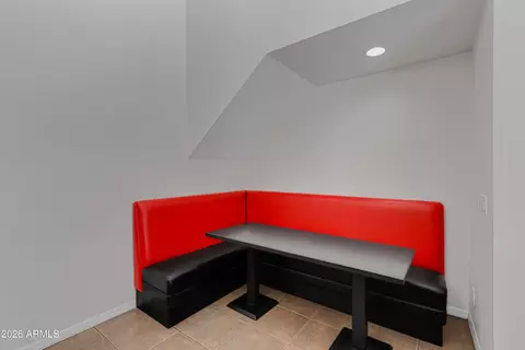 Dining - 7841 N 21st Ave, Phoenix, AZ 85021 photo 1 of 1