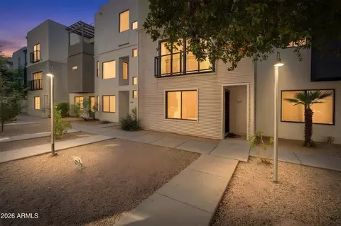 Exterior - 7841 N 21st Ave, Phoenix, AZ 85021 photo 10 of 11