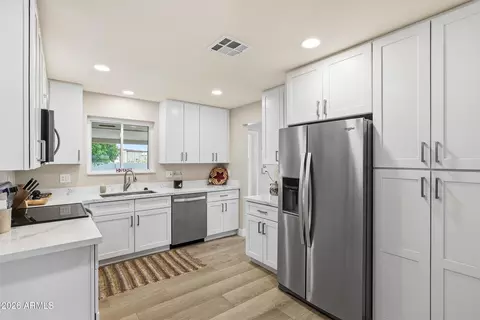 Kitchen - 6337 E Des Moines St, Mesa, AZ 85205 photo 3 of 3