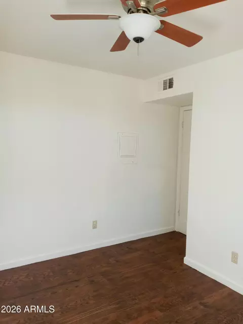 Bedroom - 1319 W Vogel Ave, Phoenix, AZ 85021 photo 1 of 2