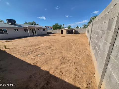 Exterior - 3310 E Angela Dr, Phoenix, AZ 85032 photo 4 of 4